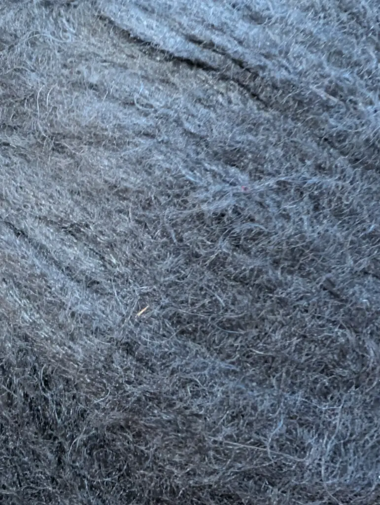 Softest Alpaca 010 Black