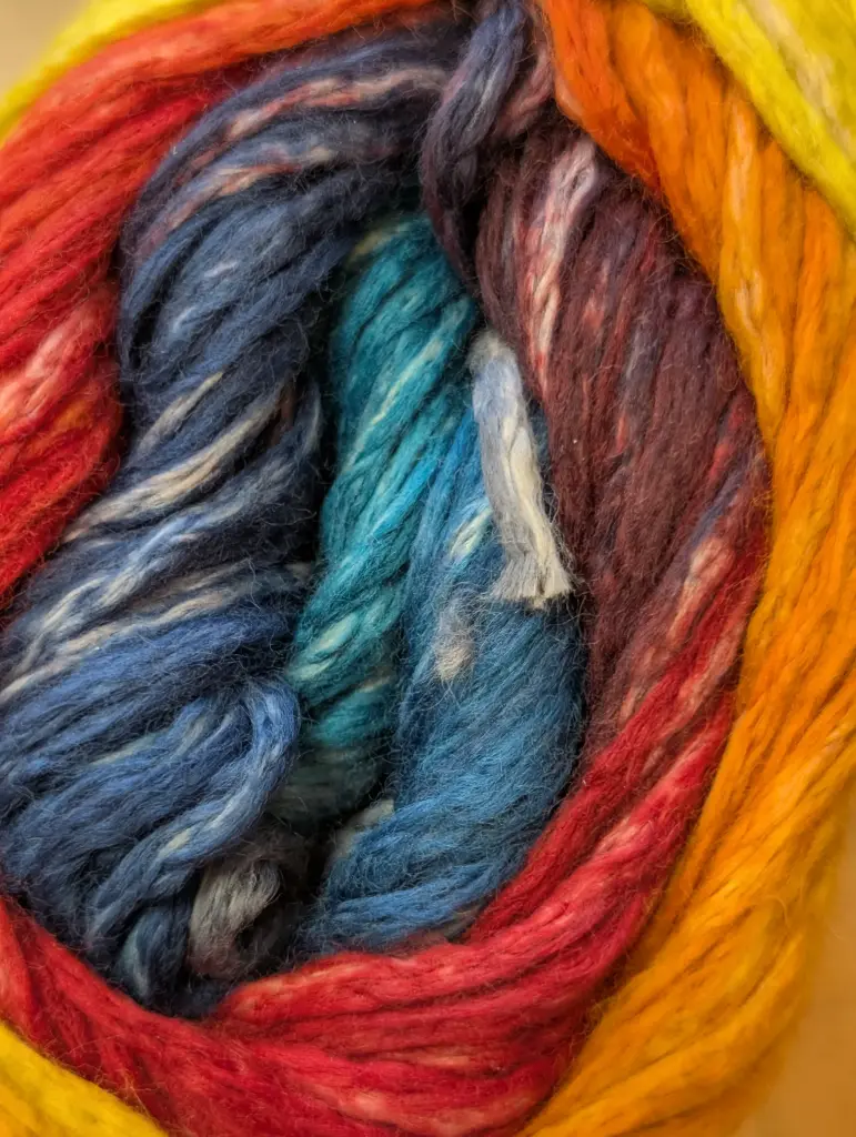 Cumulus Rainbow 233 Sunkissed Flame